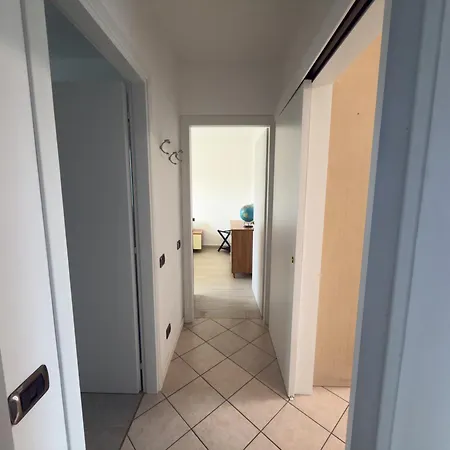 شقة Garden Apartment- Near *