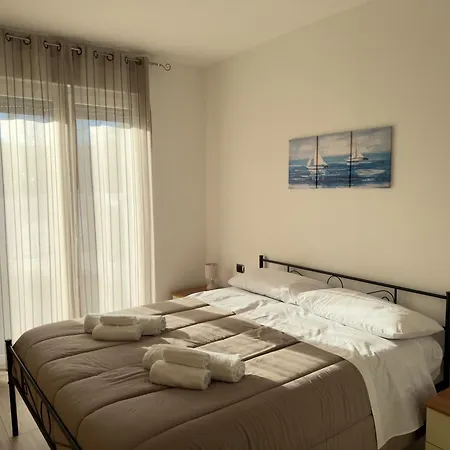 Garden Apartment- Near Apartmán *