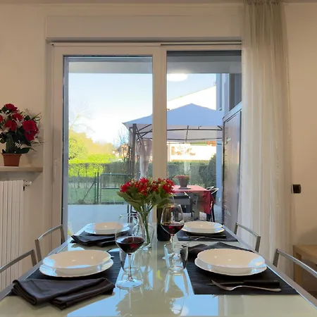 Garden Apartment- Near *